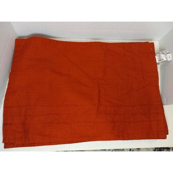 Pier 1 Imports Rectangle Solid Rust Pintuck Set 6 Holiday Casual Placemats - Picture 1 of 3
